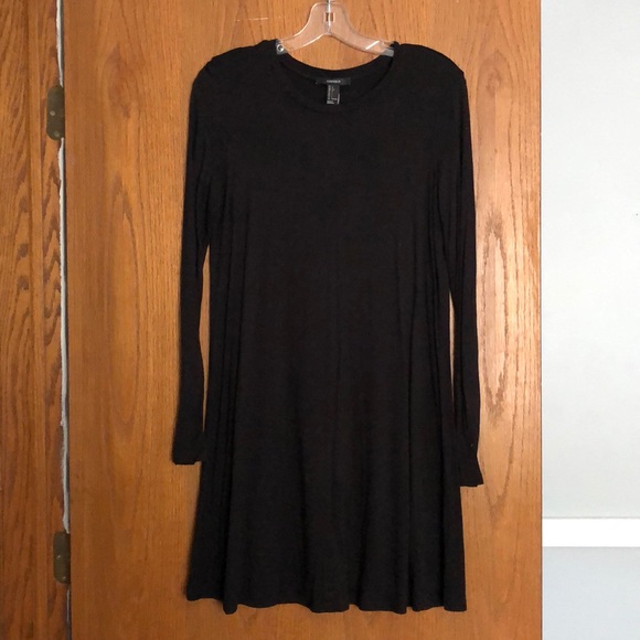 Black dress - Picture 1 of 2